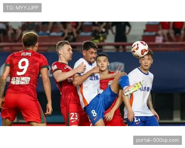 实时：南特球员因暴力犯规被直接红牌罚下，球队被迫十人应战